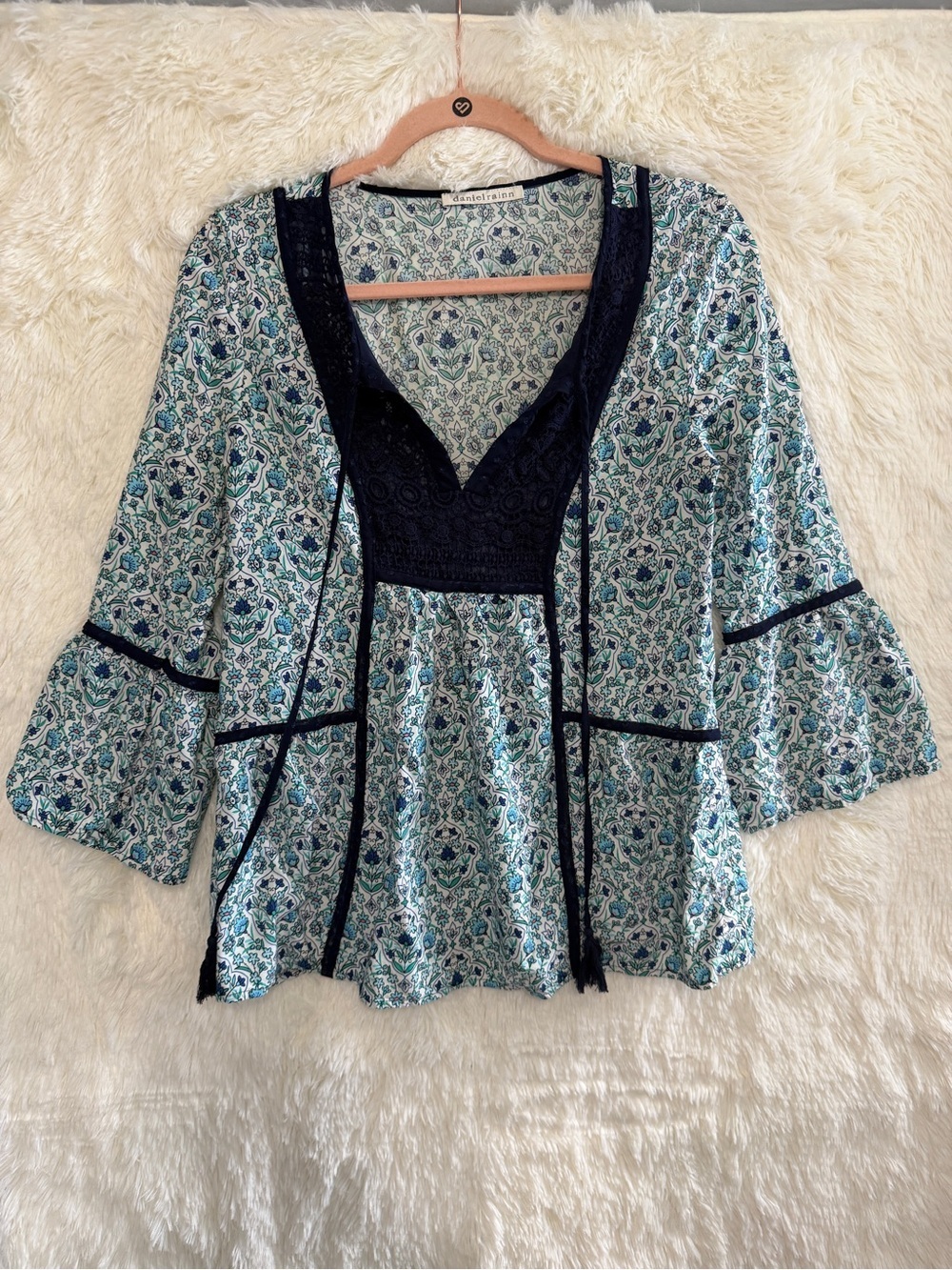 Daniel Rainn Womens Boho Fairy Floral Top Blue Crochet Neck Flare Sleeve READ